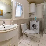 Amazing In With Kitchen Лижнян