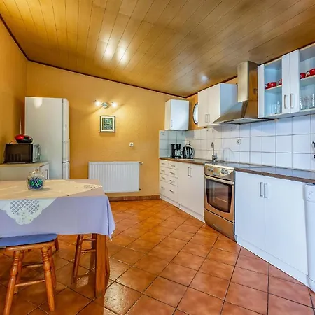 Amazing In With Kitchen